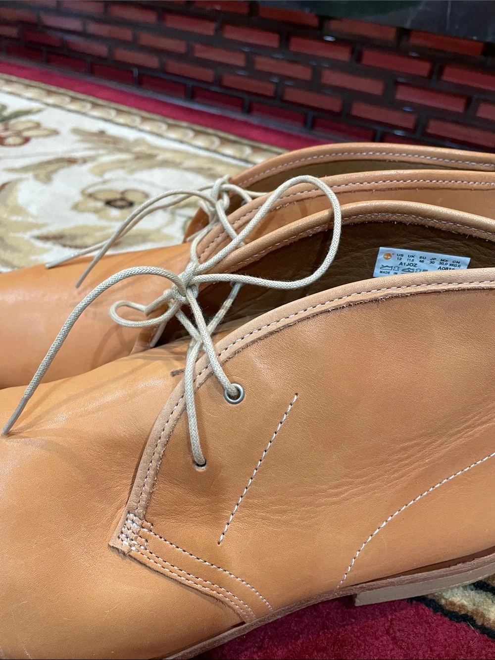 Men's Tan Leather Chukka Boots — Casual Lace-Up Style